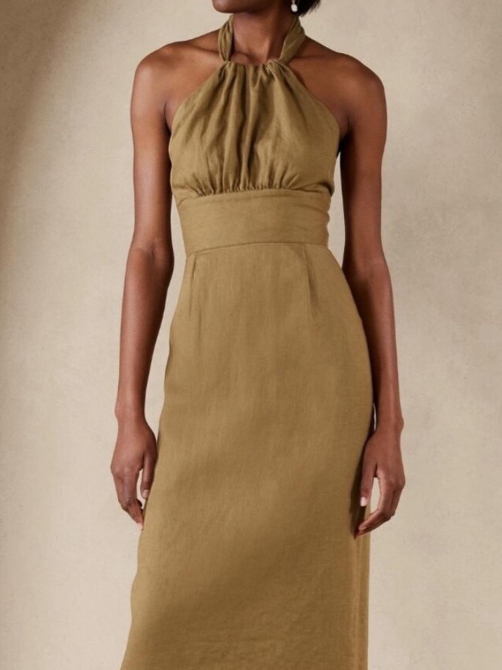 BANANA REPUBLIC - Neck Maxi Dress in Olive